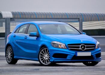 Leasing vs. Buying: Financial Guide to Cars